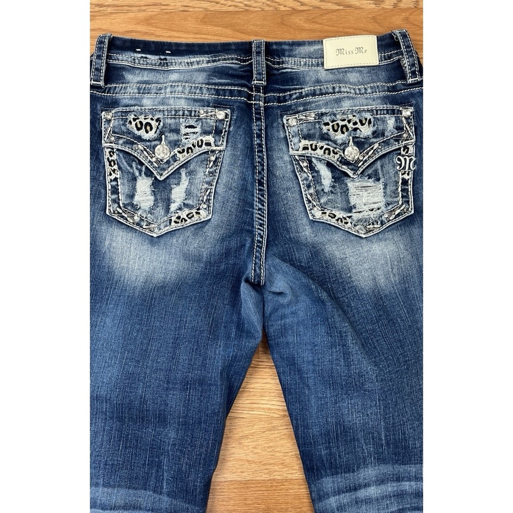Miss Me Curvy Crop Denim Jeans Size 31 Distressed Leopard Blingy Pockets - Picture 11 of 13